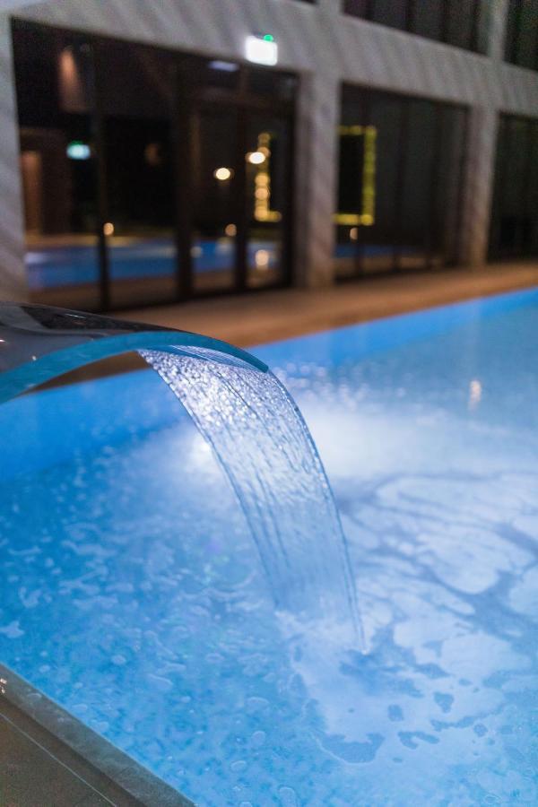 Nedei Hotel&Spa Transalpina Martinie المظهر الخارجي الصورة