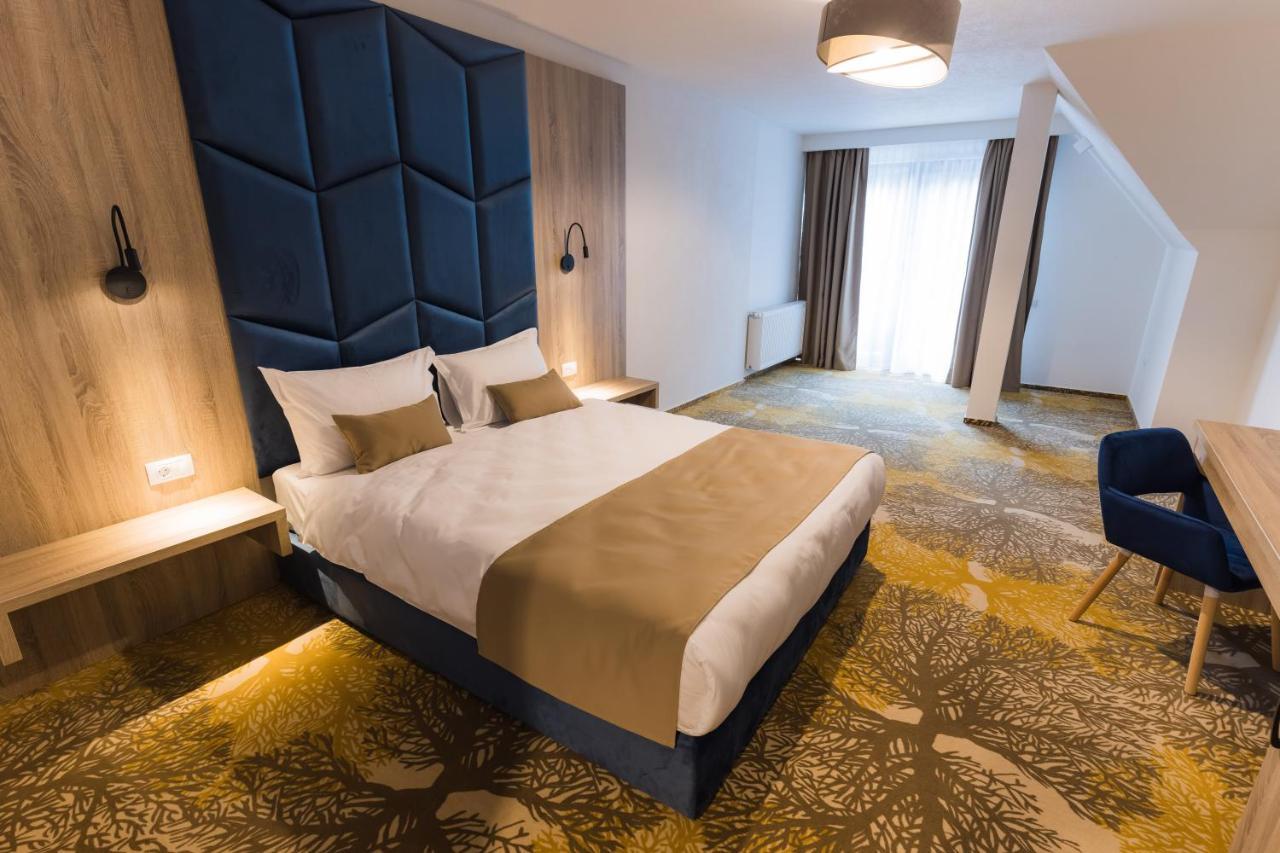 Nedei Hotel&Spa Transalpina Martinie المظهر الخارجي الصورة