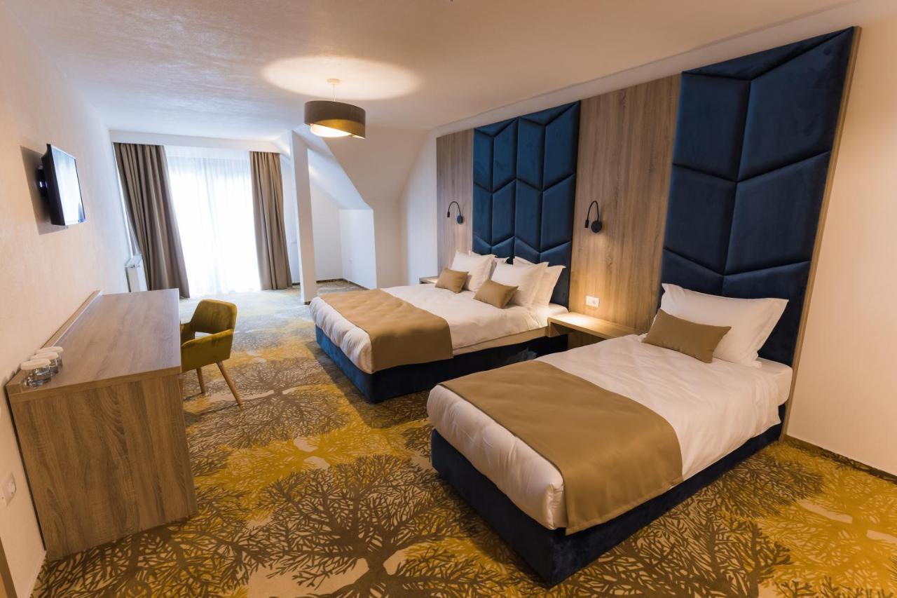 Nedei Hotel&Spa Transalpina Martinie المظهر الخارجي الصورة